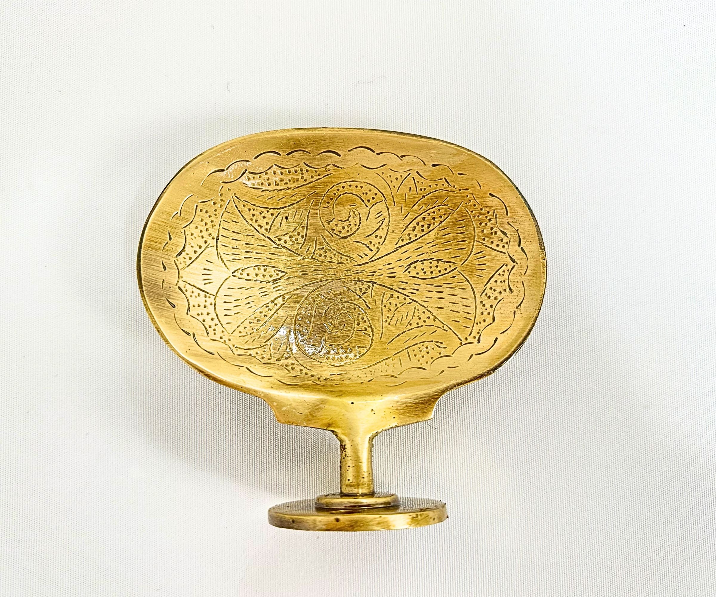 Engraved Wall Soap Dish