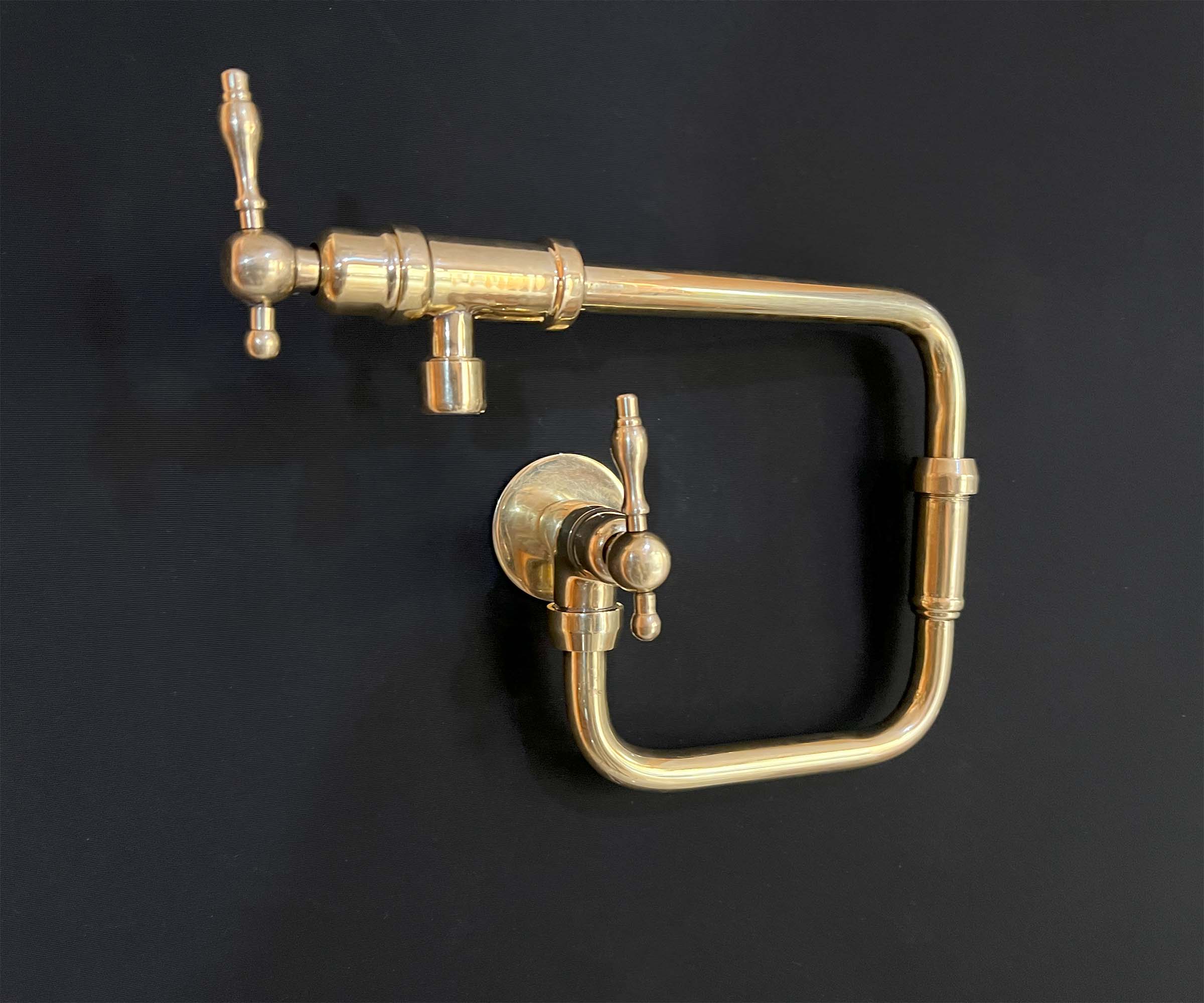 Traditional Pot Filler