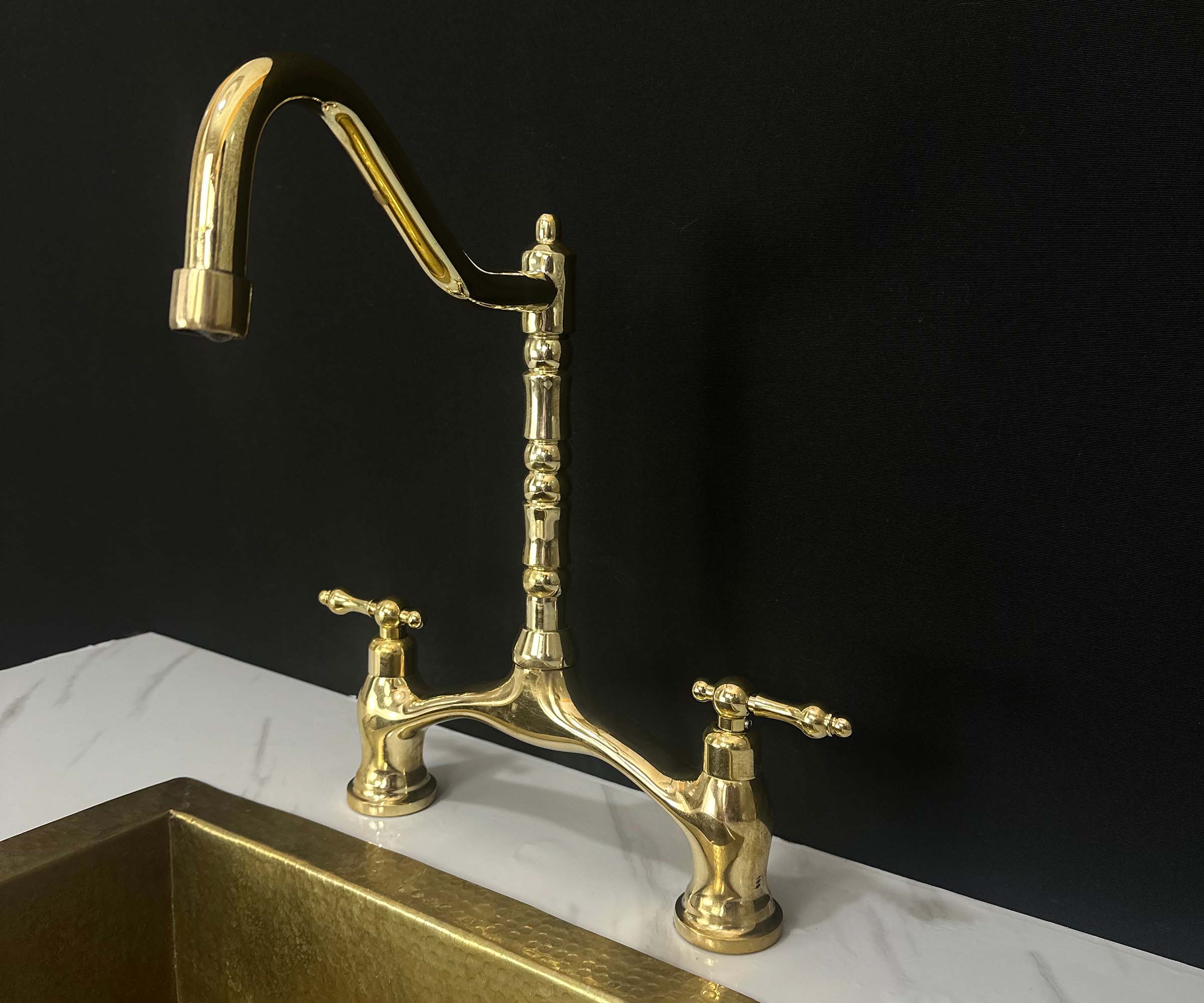 Faucet with Lever Handle