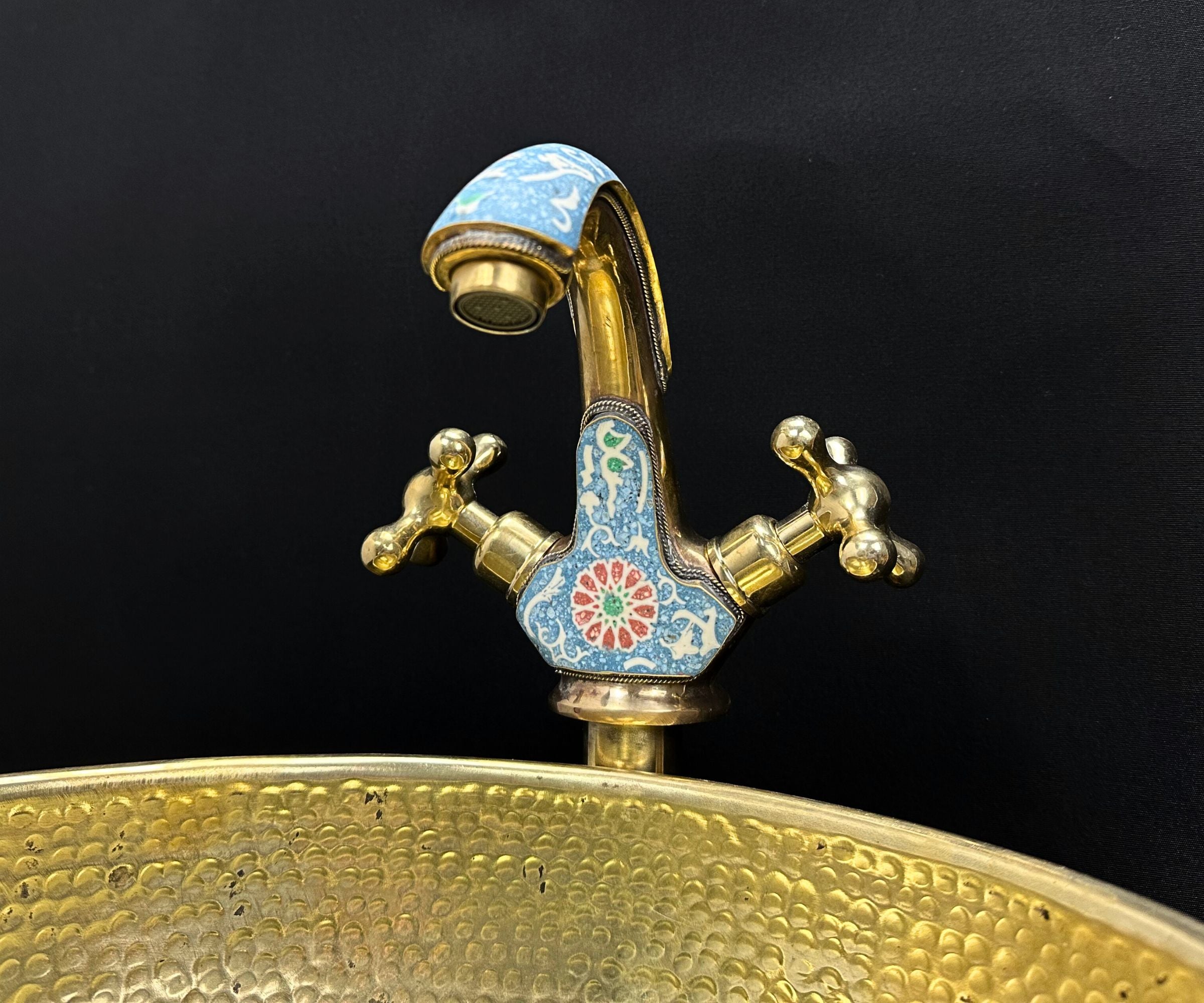 Brass Countertop Mixer faucet