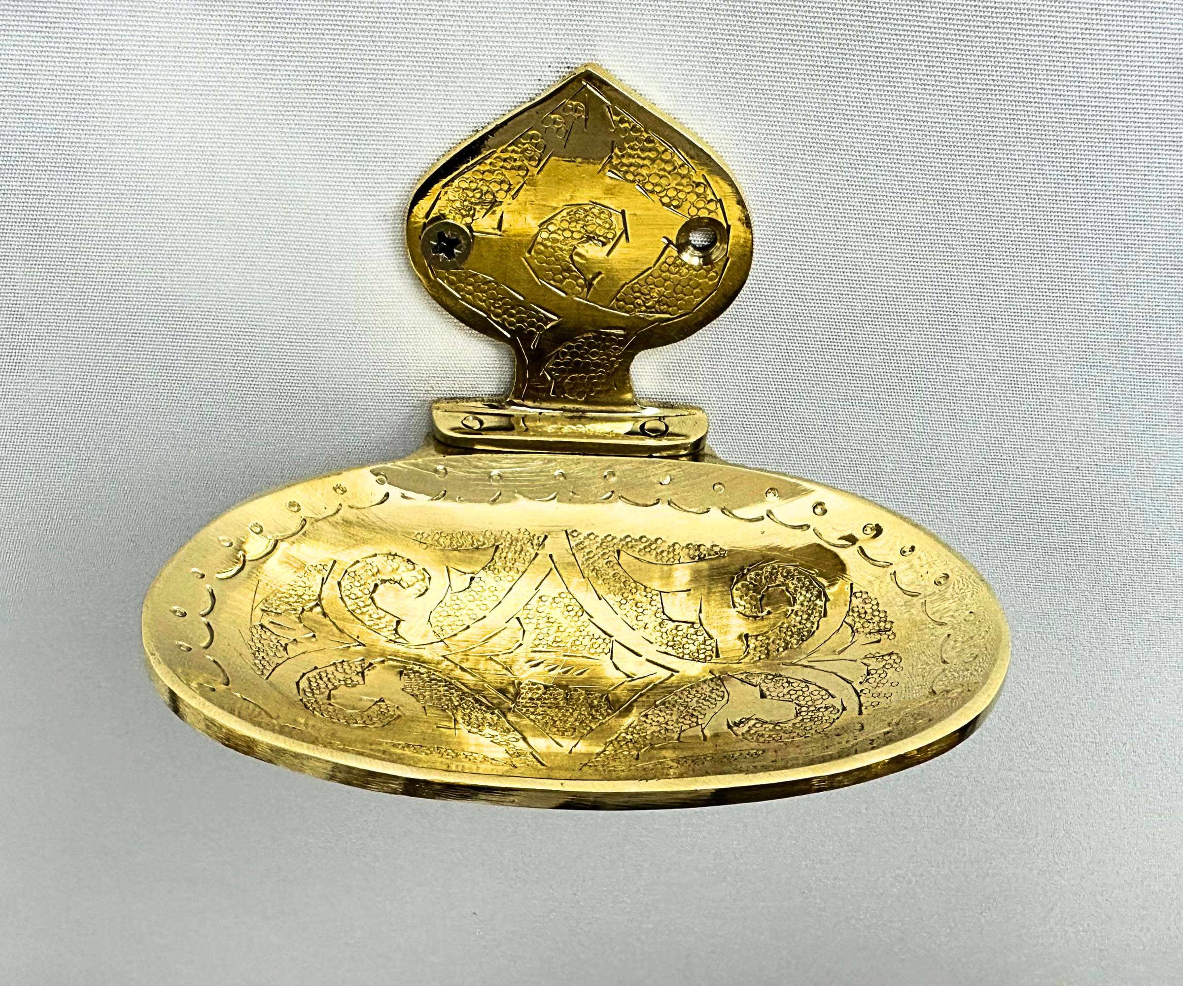 Soap Dish with Heart Shaped Base