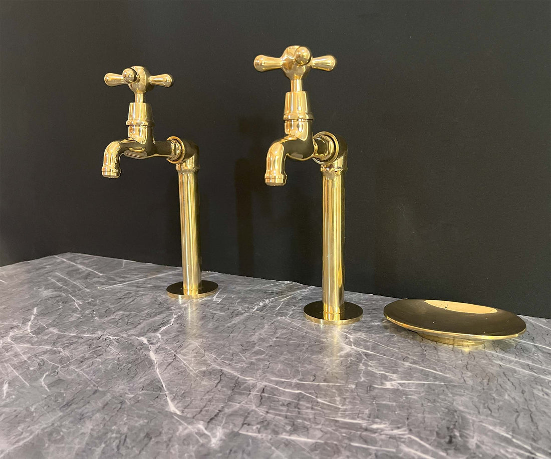 Countertop taps