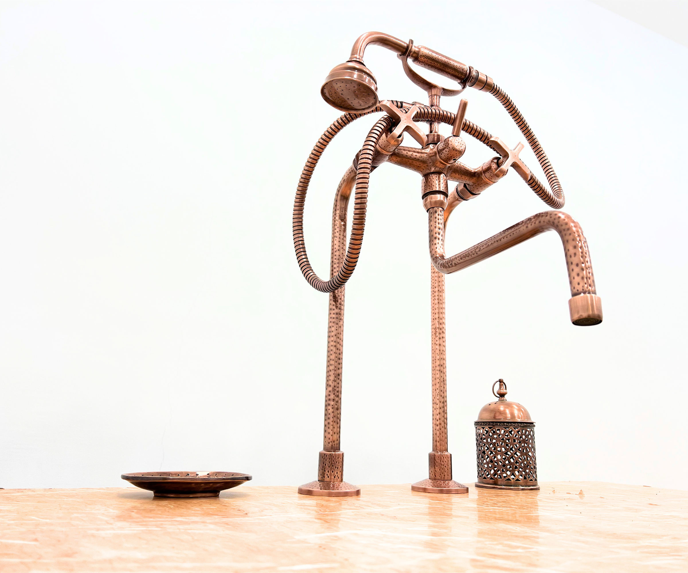 Brass Freestanding Tub Faucet with filter