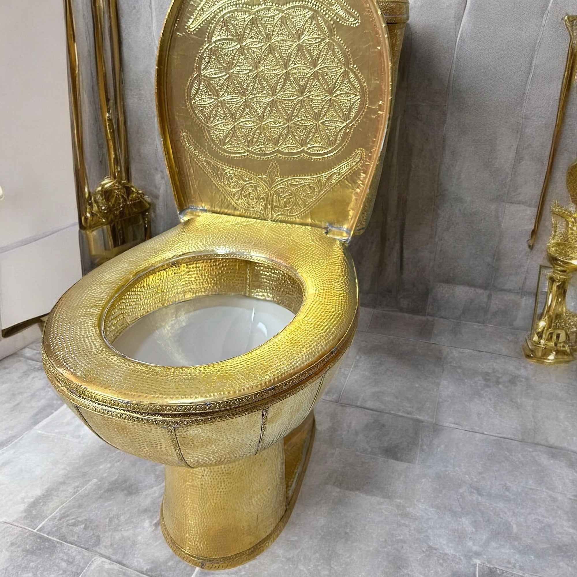 Handmade Brass Toilet with Engraved Hammered Design - LuxeBrass
