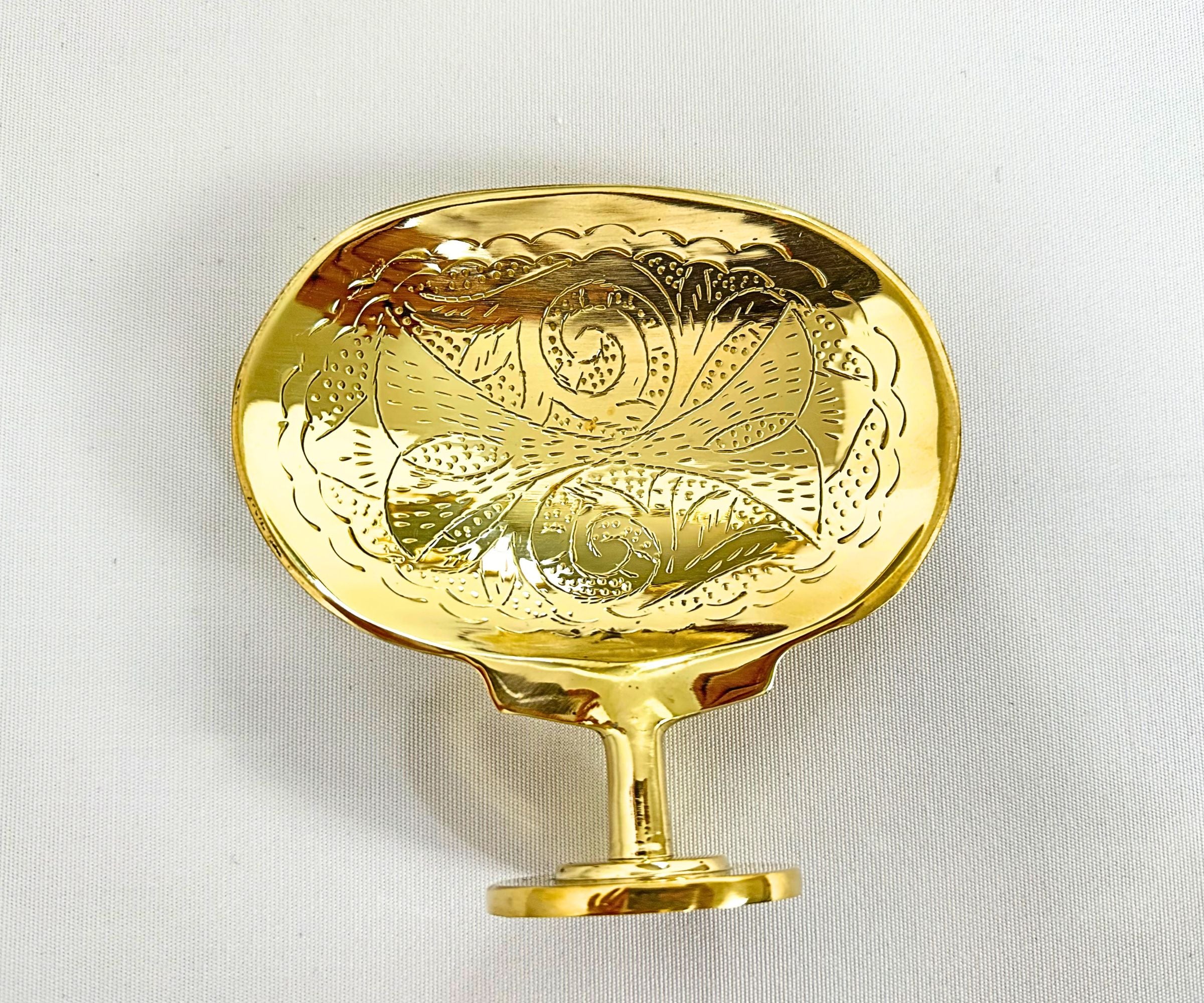 Engraved Wall Soap Dish