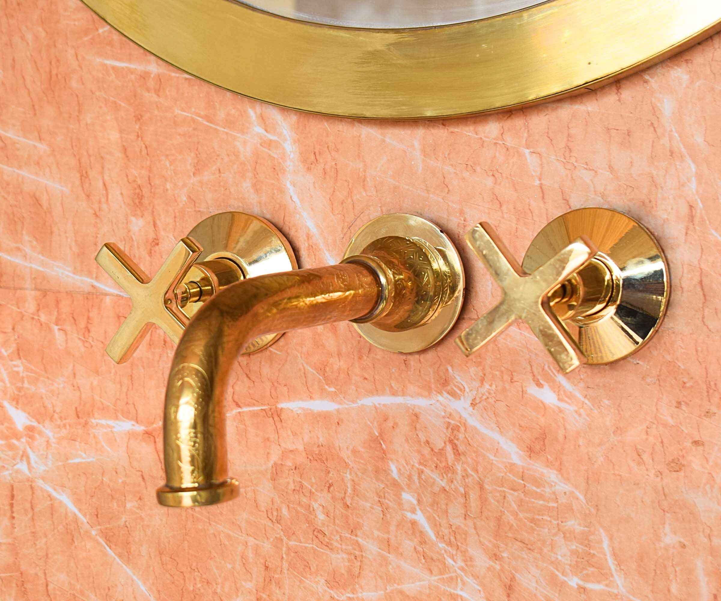 Engraved Brass Wall-Mounted Faucet – Elegant Vintage Style